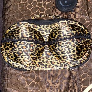 Really cute Leopard accessory and bra case